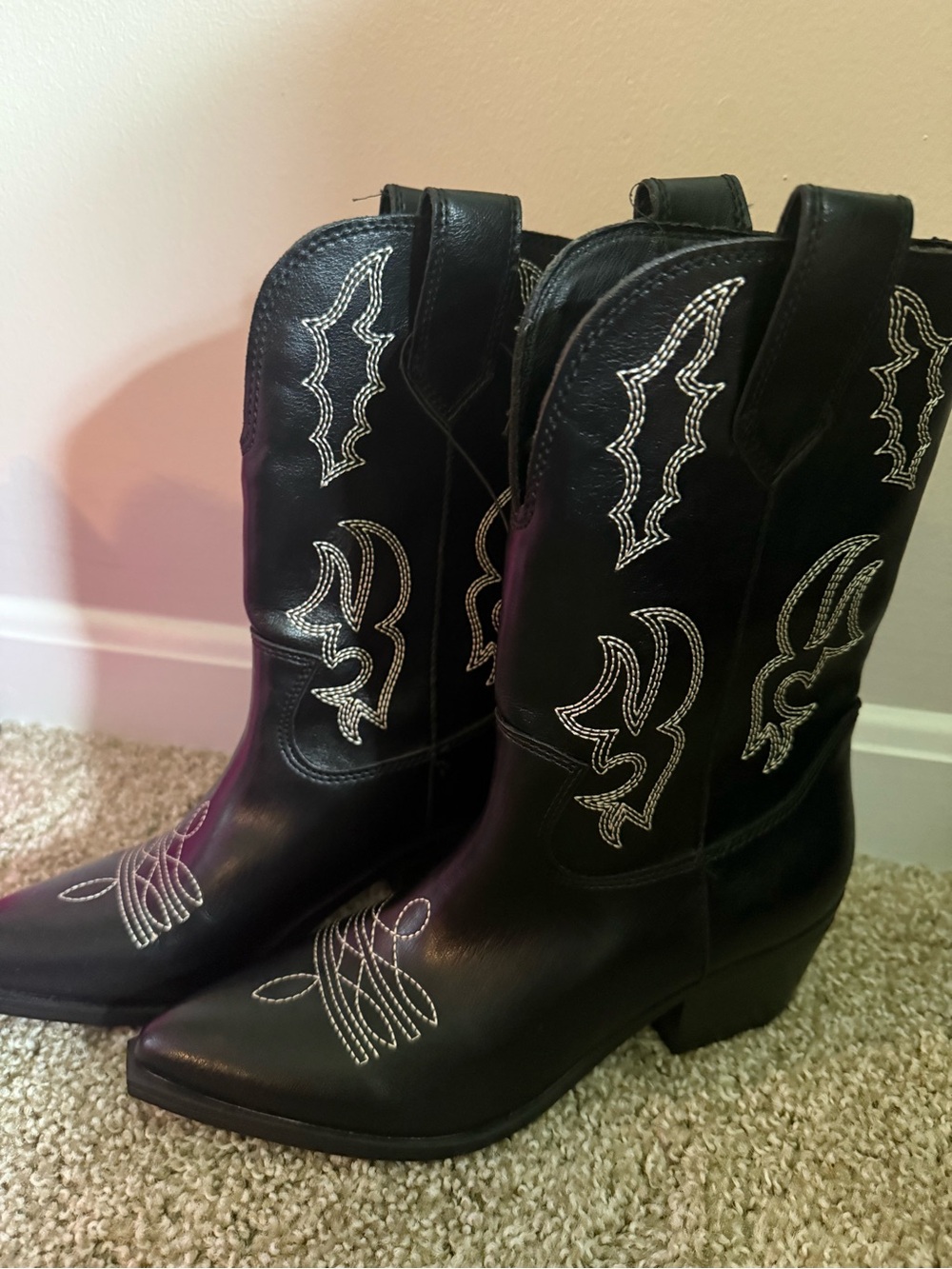 Woman cowboy boots